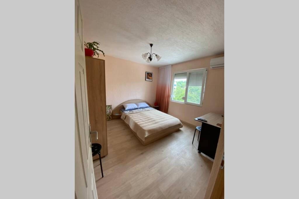 Sunny Apartment By The River Sandanski Luaran gambar